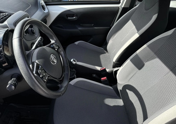 Toyota Aygo cena 46900 przebieg: 25602, rok produkcji 2020 z Wyrzysk małe 172